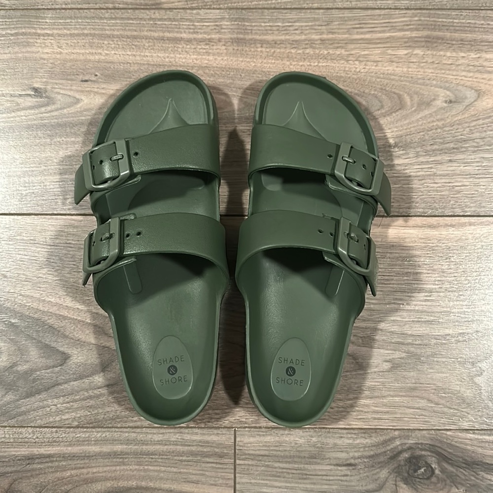 Forest Green Women’s Sandals - Size: 8